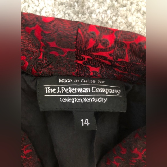 Vintage J. Peterman Company Red/Black Floral Patterned Vest Goth/Vampirecore/Alt - Picture 5 of 5